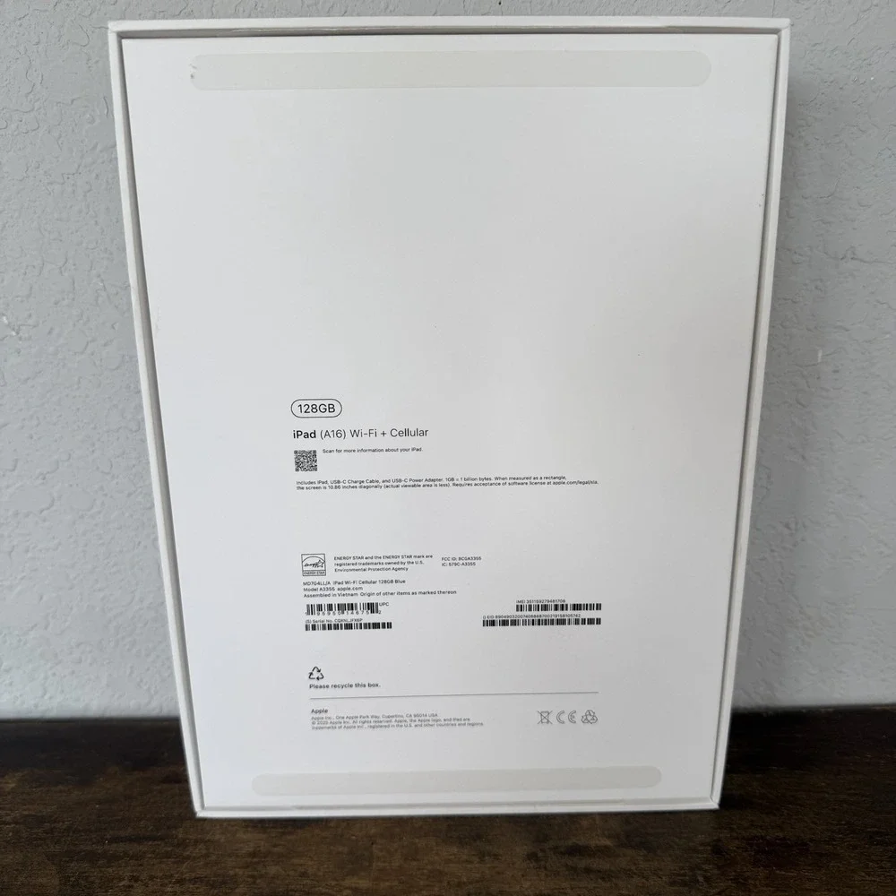Apple iPad (A16) WiFi 128GB Silver‎ A3354 Empty Box Only No Charger